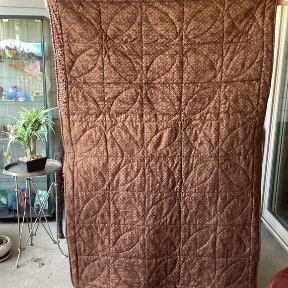 Patchwork Quilt with Blue and Brown Tones - Picture 11 of 16